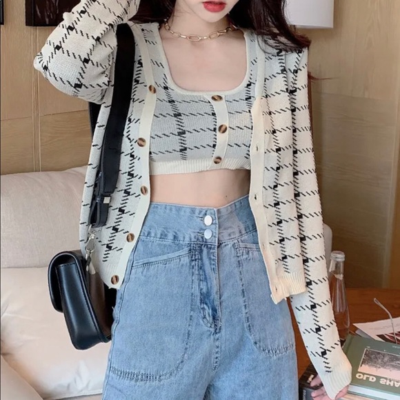 YESSTYLE plaid cardigan XS - Picture 2 of 2